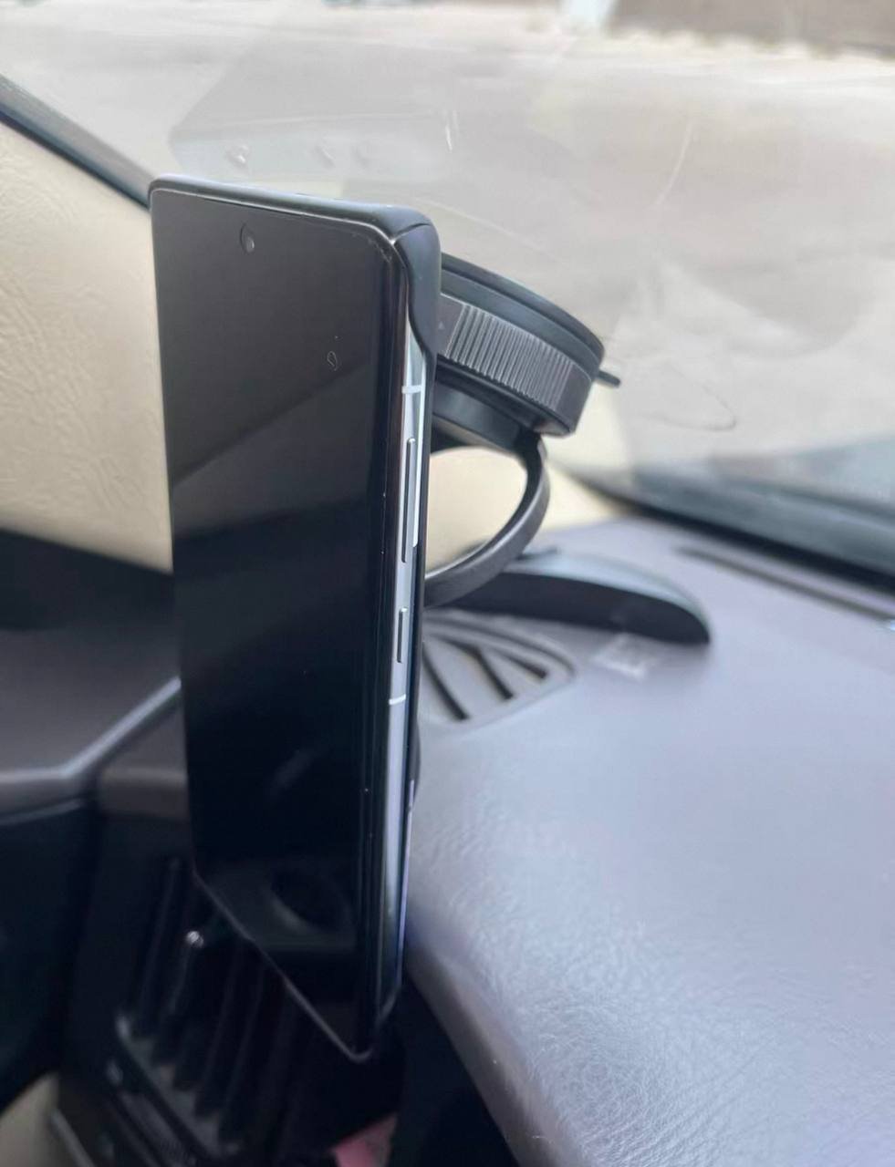 Новый магнитный держатель для телефона — изображение 4